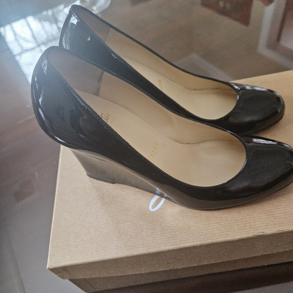 Christian Louboutin Miss Boxe Wedge 85 Patent black 34.5